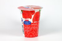 Smotanový jogurt jahoda COOP 150 g 